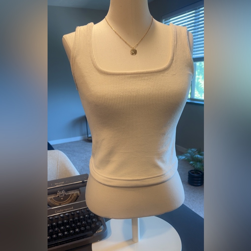 Lou & Grey Cream Ribbed Fitted Crop Tank Top